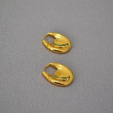 Pendientes de Aro Ovalados de Latón Chapado en Oro Diseño Grueso Minimalista Francés Acabado Espejo Pendientes Huggie para Mujer Joyería