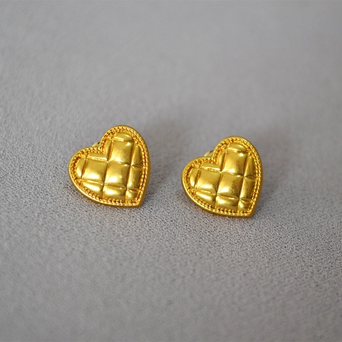 French Vintage Copper Gold Plated Quilted Pattern Heart Stud Earrings With 925 Sterling Silver Earring Post For Women Elegant Jewelry