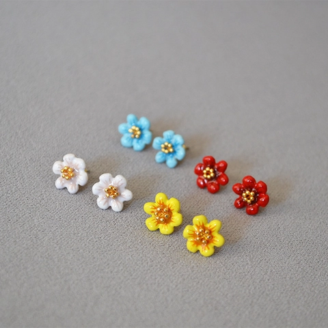Pendientes de Botón Camelia de Esmalte Hechos a Mano Con Poste de Plata de Ley 925 Joyería de Cobre para Mujer