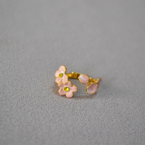 Anillo Abierto Pastoral Japonés de Esmalte Rosa Flor de Cerezo Latón Chapado en Oro Diamante Imitación Flor Ajustable Joyería Mujer