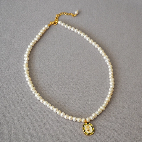 Collar de Perlas de Agua Dolce Vintage Francés Con Colgante de Esmalte Uva y Riqueza Cadena de Latón Chapado en Oro para Mujer
