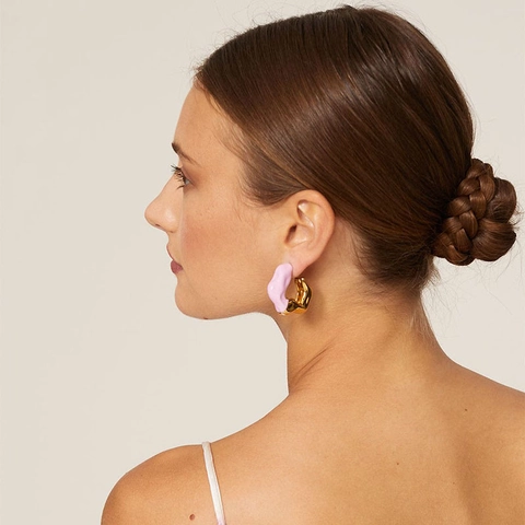 Messing Vergoldet Emaille Unregelmäßige Welle C-Form Ohrstecker Mit 925 Sterling Silber Stift Damen Trendig Schmuck