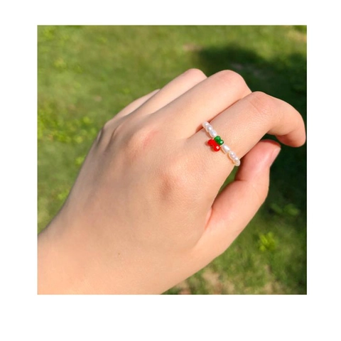 Anello Elastico Ciliegia in Perle d'Acqua Dolce e Perle in Argento Sterling 925 Fatto a Mano per Donna Stile Pastorale Anello da Dito Frutta Dolce Gioielli