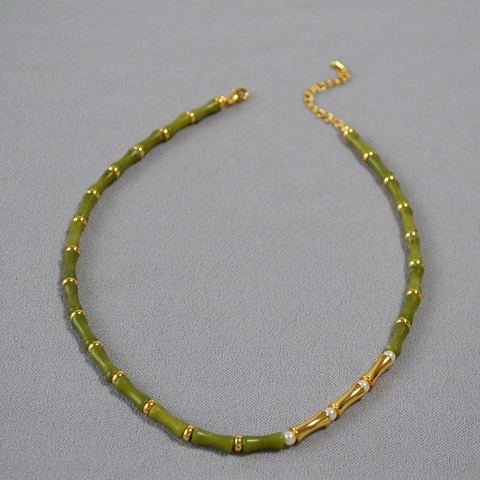 Collana in Pietra Naturale Stile Bambù per Donna Girocollo in Ottone Placcato Oro con Perle Artificiali Gioielli di Moda Cinesi Retrò