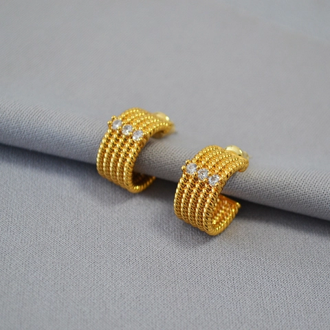 Pendientes de Botón Minimalistas Forma de C Tejido Retorcido para Mujer Cobre Dorado Con Circonia y Poste de Plata de Ley 925