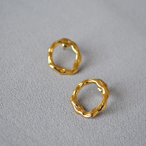 Orecchini a Cerchio Rotondi Irregolari Vintage per Donna in Ottone Placcato Oro Martellato Con Perno in Argento Sterling 925