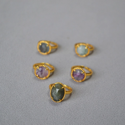 Anello Aperto in Ottone Vintage Placcato Oro 18K con Pietra Naturale per Donna Fluorite Labradorite Regolabile Gioielli Bohemian Retro