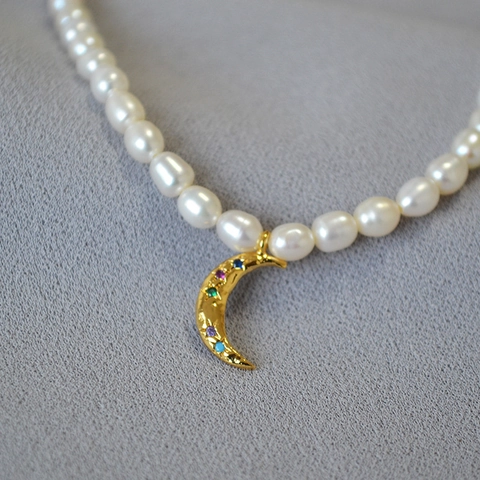 French Vintage Freshwater Pearl Necklace For Women Gold Plated Brass Moon Pendant Colorful Zirconia Inlaid Choker Clavicle Chain