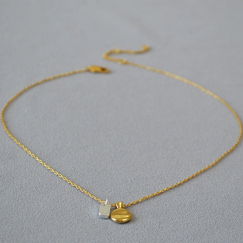 Collana in Ottone Placcato Oro Vintage Francese Ciondolo Geometrico Bicolore Catena Sottile da Donna Gioielli Minimalisti