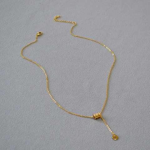 Collana Con Pendente Cilindrico in Ottone Placcato Oro Minimalista Per Donna Gioielli di Design di Nicchia Geometrici Retro