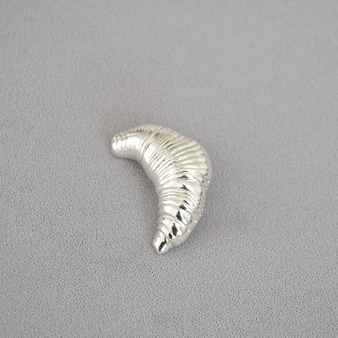 Broche con Forma de Pan Croissant Plateado de Diseñador de Nicho para Mujer Joyería de Cobre Galvanizado Accesorio Decorativo