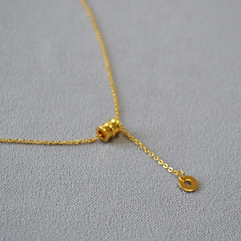 Collana Con Pendente Cilindrico in Ottone Placcato Oro Minimalista Per Donna Gioielli di Design di Nicchia Geometrici Retro