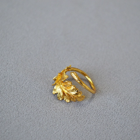 Onregelmatige Gelaagde Bladtextuur Messing Verguld Open Verstelbare Ring Artistieke Botanische Sieraden Voor Vrouwen Niche Ring