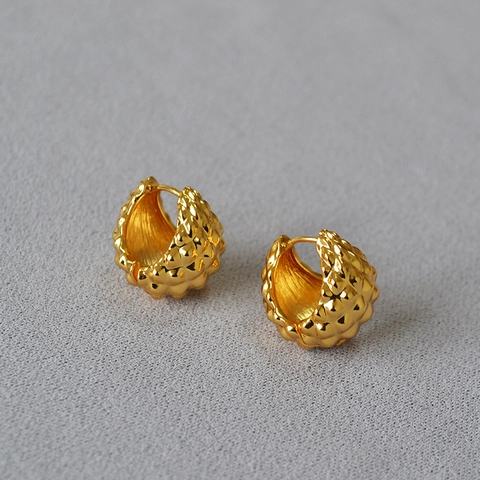 Orecchini a Cerchio Spessi in Ottone Placcato Oro Vintage per Donna Orecchini Huggie con Texture a Pois Gioielli Geometrici Minimalisti