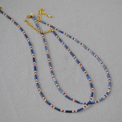 Collana di Perline Fatta a Mano Retro Nuovo Stile Cinese Con Lapislazzuli Blu Naturale Agata Rossa E Chiusura in Lega
