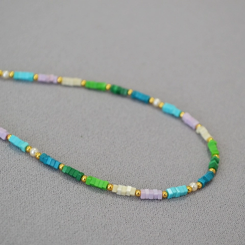 Collana di Perline Quadrate in Turchese Sintetico Colorato Fatto a Mano Per Donna Dolce Lega Bohémien Bracciale di Perle Artificiali