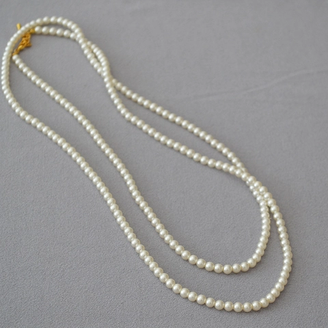 Elegante Collana a Strati in Lega di Perle Artificiali per Donna Catena Lunga per Maglione con Chiusura a Knebel Gioielli alla Moda Classici Regalo