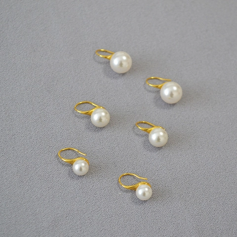 Eleganti Orecchini a Goccia in Ottone Placcato Oro con Perla Artificiale per Donna Gioielli da Pendolare di Moda Lusso Leggero