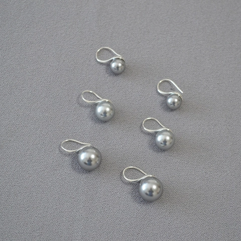 Orecchini a Goccia in Rame Placcato Argento con Perla Artificiale Grigia Rotonda per Donna Orecchini Pendenti Eleganti Gioielli