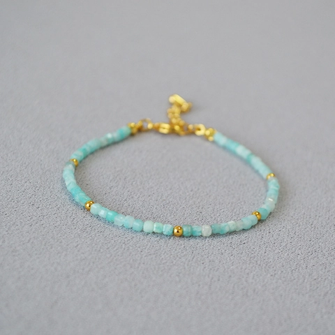 Bracelet de Perles en Pierre Naturelle Fait à la Main pour Femme Amazonite Cuivre Plaqué Or Ajustable Boho Bijoux Cadeau