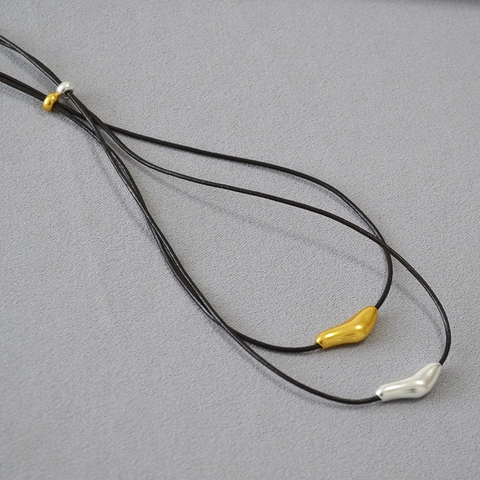 Collana con Pendente a Forma di Uccello Astratto in Ottone Placcato Oro Argento Vintage con Cordino in Pelle Regolabile Donna Gioielli