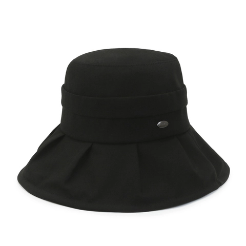 Women Sun Protection Bucket Hat Cotton Polyester Solid Color Wide Brim Pleated Fisherman Hat With Metal Decor Summer Beach Hat