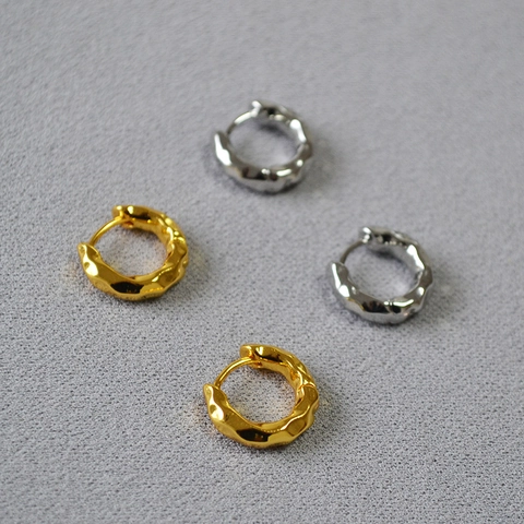 Pendientes de Aro de Textura Martillada de Latón Chapado en Oro Minimalistas de Nicho para Mujer Pendientes Geométricos de Lujo Ligero Diario
