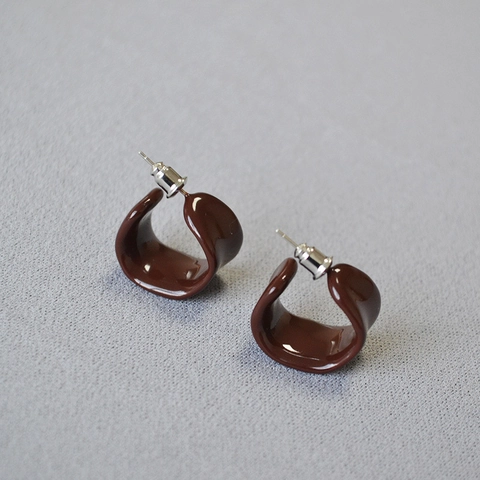 Orecchini a Lobo Giapponesi Rosso Bordeaux Smalto a Forma di C Con Perno in Argento Sterling 925 Ottone Handmade Gioielli Vintage