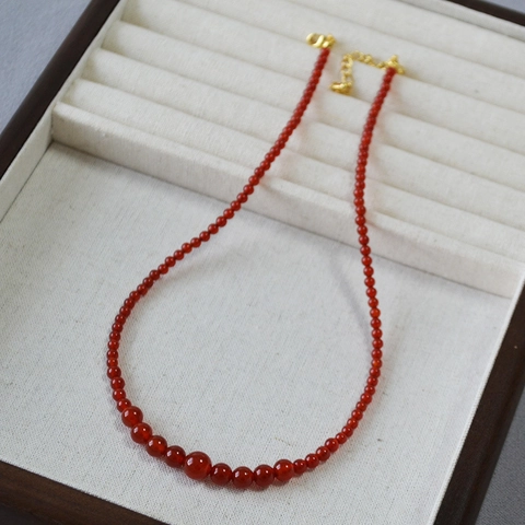 Vintage Chinese Style Red Agate Beaded Necklace For Women Gradient Round Beads Handmade Brass Gold Plated Jewelry Choker