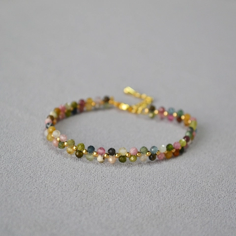 Handgefertigtes Mehrfarbiges Turmalin Perlenarmband Für Damen Französisches Vintage Messing Vergoldet Verstellbarer Schmuck