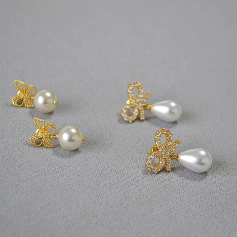Orecchini a Bottone con Fiocco e Farfalla Zirconia Perle Artificiali con Perno in Argento 925 Oro Ottone Donna Gioielli