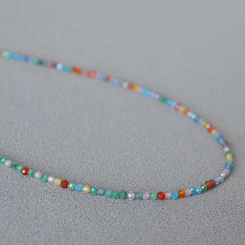 Collar de Cuentas de Circonia Colorida Hecho a Mano Latón Chapado en Oro Arcoíris Gargantilla de Cuentas Facetadas Joyería Minimalista Mujer