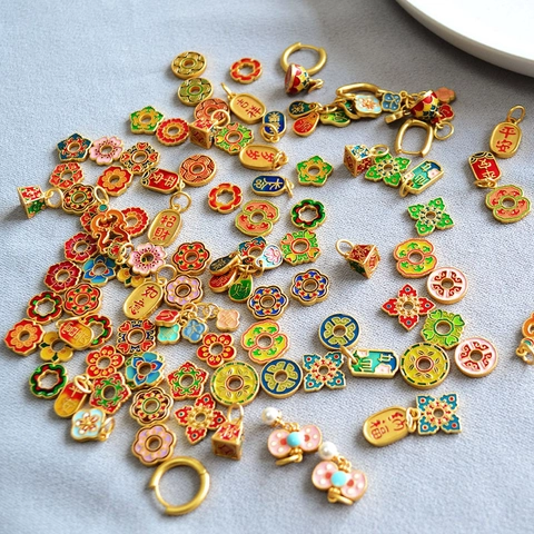 Vintage Brass Gold Plated Enamel Flower Hoop Earrings New Chinese Style Double Sided Floral Auspicious Charms Earrings Jewelry For Women