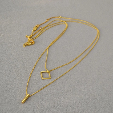 Collar con Colgante Geométrico de Aleación de Cobre Minimalista Collar de Doble Capa Chapado en Oro Plata Cuadrado Cilíndrico para Mujer