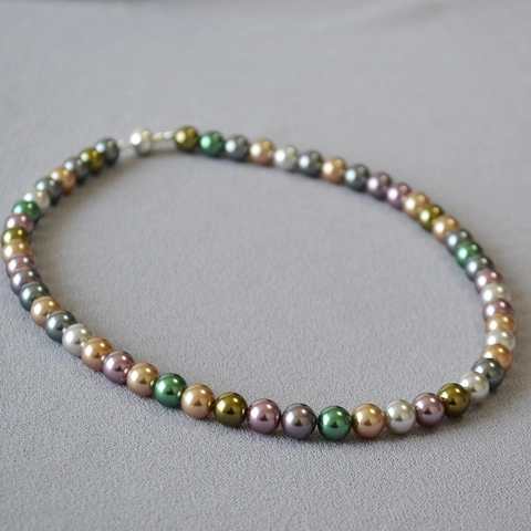 Collana di Perle Artificiali Multicolore Retro per Donna Elegante Choker con Chiusura Magnetica Colore Caramella Bracciale Gioielli