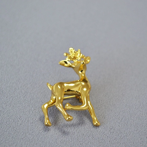 Elegante Broche de Reno de Latón Chapado en Oro para Mujer Alfiler de Solapa de Animal Ciervo para Regalo de Navidad Joyería