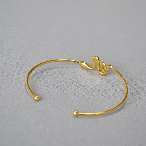 Minimalist Messing Vergoldeter Schlange Offener Verstellbarer Armreif Individual Mode Schlange Armband Handschmuck Für Damen