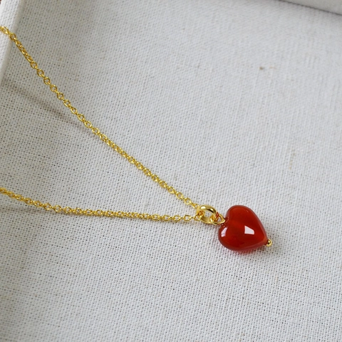 Minimalistische Rote Achat Herz Anhänger Halskette Für Damen Kupfer Vergoldet O-Kette Elegante Schlüsselbeinkette Schmuck Geschenk