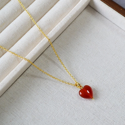 Minimalistische Rote Achat Herz Anhänger Halskette Für Damen Kupfer Vergoldet O-Kette Elegante Schlüsselbeinkette Schmuck Geschenk