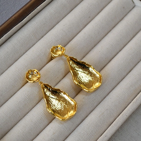 Pendientes de Hoja Irregulares Vintage Chapados en Oro Cobre Con Incrustaciones de Circonia y Poste de Plata de Ley 925 Mujer