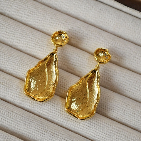 Pendientes de Hoja Irregulares Vintage Chapados en Oro Cobre Con Incrustaciones de Circonia y Poste de Plata de Ley 925 Mujer