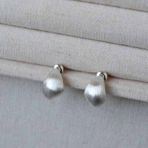 Minimalist Brushed Silver Teardrop Stud Earrings For Women Niche Design Brass Silver Plated Jewelry With 925 Sterling Silver Post
