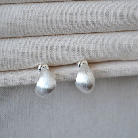 Minimalist Brushed Silver Teardrop Stud Earrings For Women Niche Design Brass Silver Plated Jewelry With 925 Sterling Silver Post