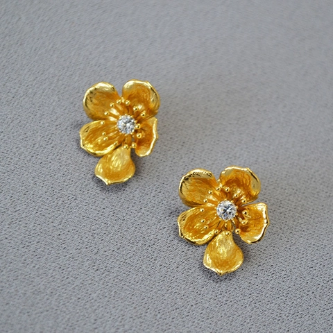 Orecchini a Bottone a Forma di Fiore 3D Retrò Francese in Ottone Placcato Oro Con Perno in Argento Sterling 925 Strass Gioielli