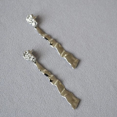 Modern Geometric Wave Copper Earrings With 925 Sterling Silver Earring Post Electroplated Wrinkled Long Drop Earrings For Women