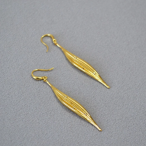 High-End Leaf Zirconia Drop Earrings For Women Gold Plated Brass Long Dangle Earrings With 925 Sterling Silver Earring Post