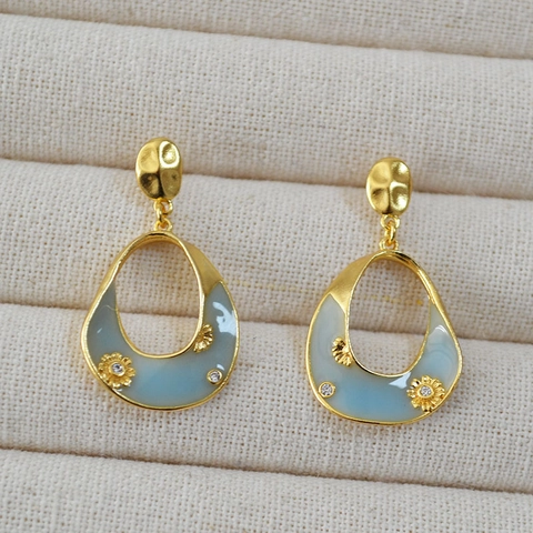 Orecchini a Goccia Francesi Vintage in Smalto Blu con Fiori in Ottone Placcato Oro e Strass con Perno in Argento 925