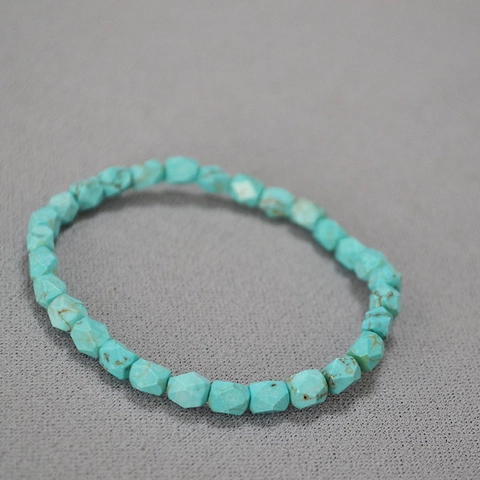 Bracciale Vintage in Magnesite Sfaccettata Da Donna Design di Nicchia Pietra Blu Turchese Geometrica Gioielli Boho Fatti a Mano Regalo