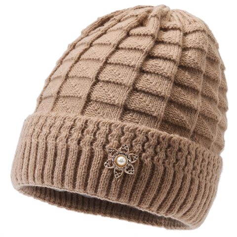 Women's Winter Thick Knitted Beanie Hat With Fleece Lining Elegant Flower Pearl Decor Warm Grandma Mother Skull Cap