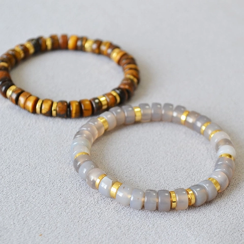 Bracciale Elastico in Pietra Naturale Retrò Grigio Agata Occhio di Tigre Perle di Cristallo Bianco Con Distanziatori Oro